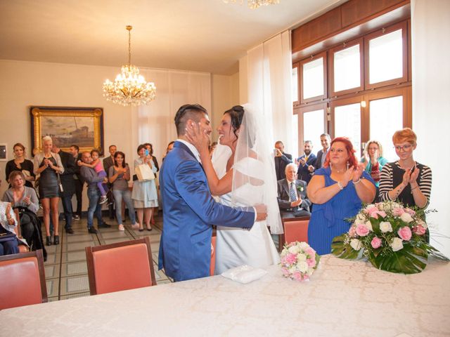 Il matrimonio di Mirko e Valentina a Lerici, La Spezia 13