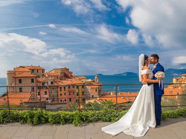 Il matrimonio di Mirko e Valentina a Lerici, La Spezia 25