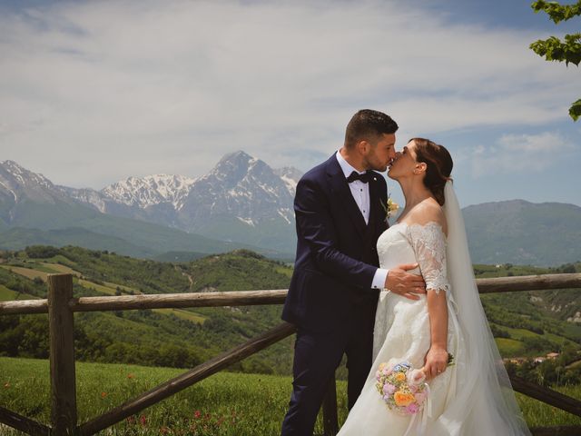 Il matrimonio di mariolina e denny a Arsita, Teramo 15