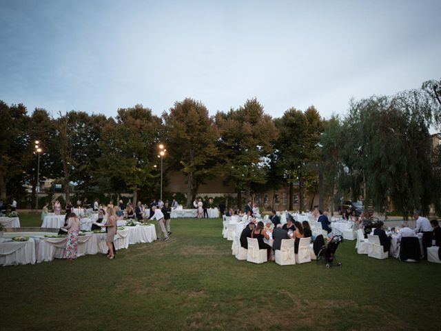 Il matrimonio di Renè e Sara a Roseto degli Abruzzi, Teramo 31