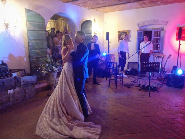 Il matrimonio di Simone e Arianna a Carmignano, Prato 8