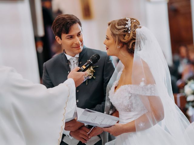 Il matrimonio di Gianluca e Chiara a Varenna, Lecco 30