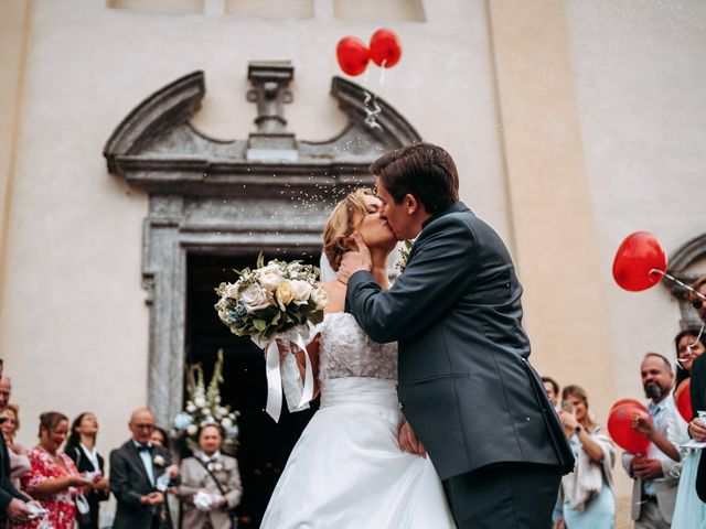 Il matrimonio di Gianluca e Chiara a Varenna, Lecco 32