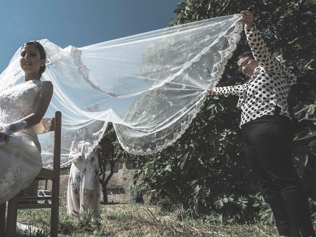 Il matrimonio di Giacomo e Elisa a Serra de&apos; Conti, Ancona 29