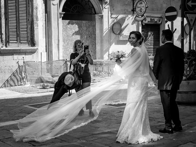 Il matrimonio di Mauro e Lorenza a Lecce, Lecce 28