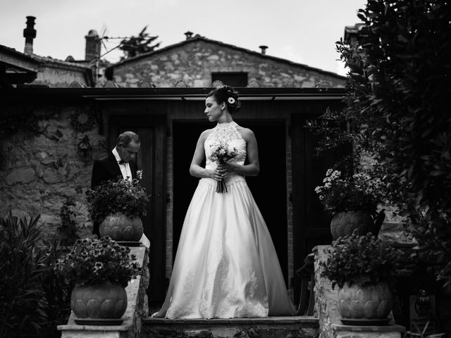 Il matrimonio di Simone e Valentina a Castellina in Chianti, Siena 21