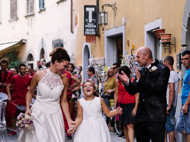 Il matrimonio di Simone e Valentina a Castellina in Chianti, Siena 36