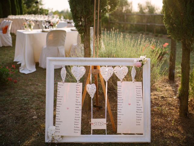 Il matrimonio di Simone e Valentina a Castellina in Chianti, Siena 51