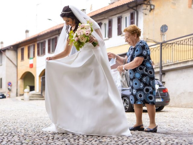 Il matrimonio di Andrea e Valentina a Carate Brianza, Monza e Brianza 14