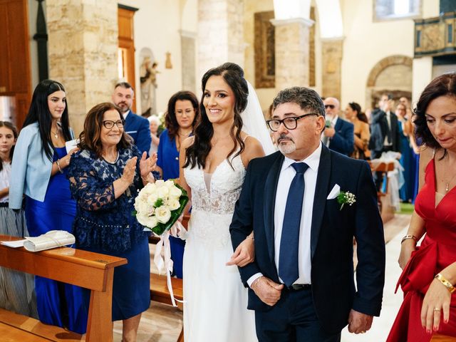 Il matrimonio di Alberto e Valentina a Pietramontecorvino, Foggia 23