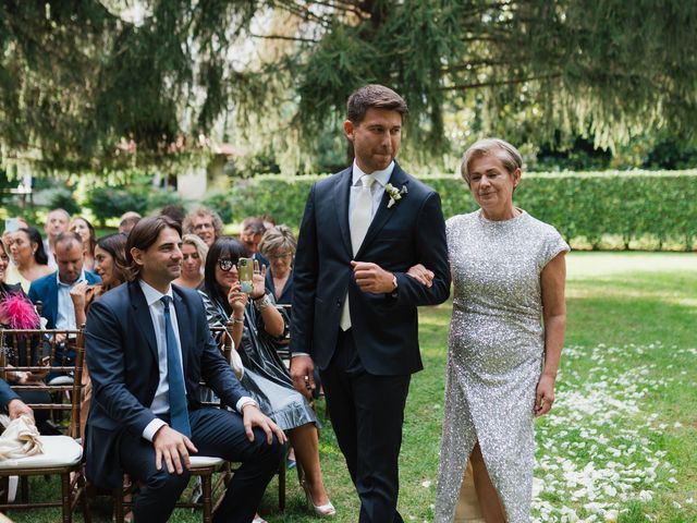 Il matrimonio di Manuel e Elena a Santa Maria Hoè, Lecco 24