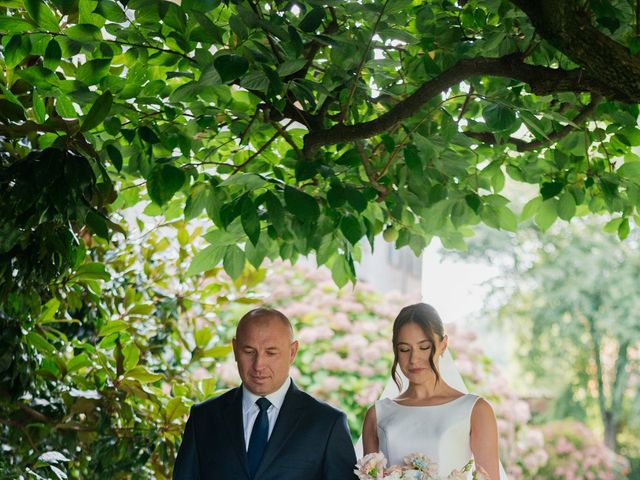 Il matrimonio di Manuel e Elena a Santa Maria Hoè, Lecco 25