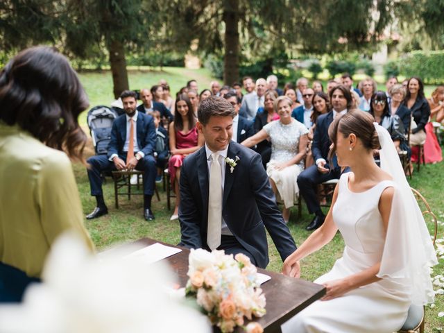 Il matrimonio di Manuel e Elena a Santa Maria Hoè, Lecco 29