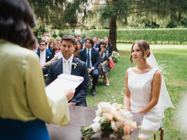 Il matrimonio di Manuel e Elena a Santa Maria Hoè, Lecco 32