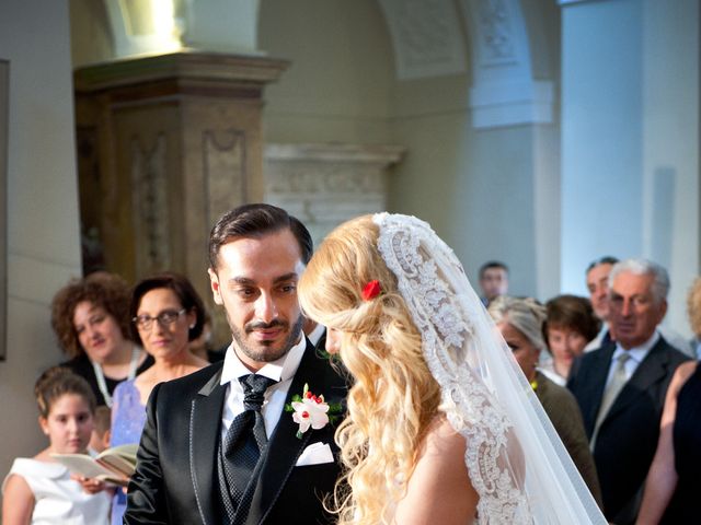 Il matrimonio di Angela e Andrea a Pratola Peligna, L&apos;Aquila 39