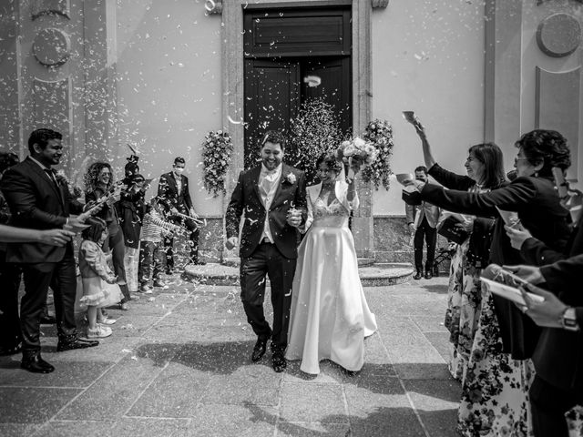Il matrimonio di Natasha e Stefano a Capiago Intimiano, Como 31