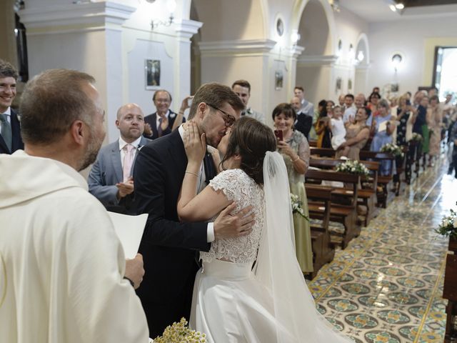 Il matrimonio di Paola e Eric a Avellino, Avellino 18