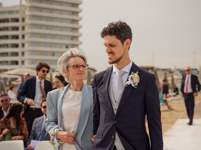 Il matrimonio di Pierfrancesco e Xiaoge a Jesolo, Venezia 2