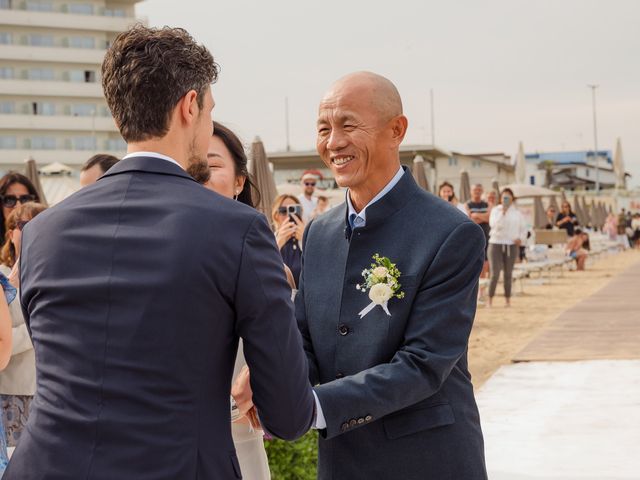 Il matrimonio di Pierfrancesco e Xiaoge a Jesolo, Venezia 6