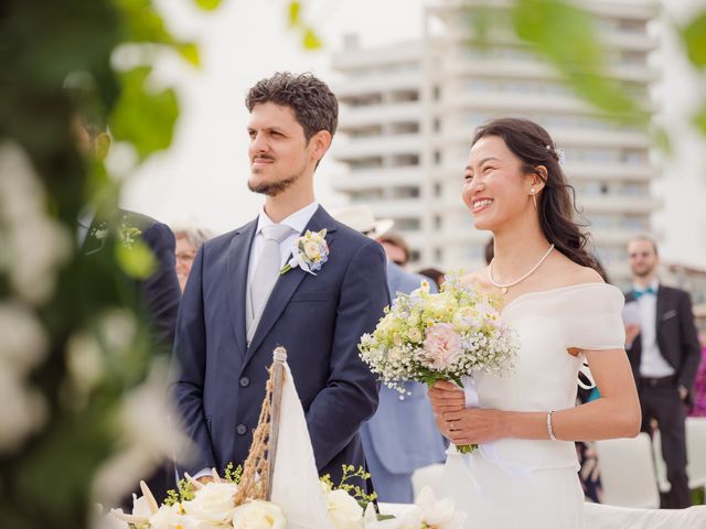 Il matrimonio di Pierfrancesco e Xiaoge a Jesolo, Venezia 10