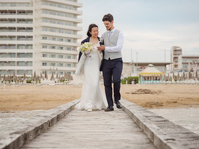 Il matrimonio di Pierfrancesco e Xiaoge a Jesolo, Venezia 23