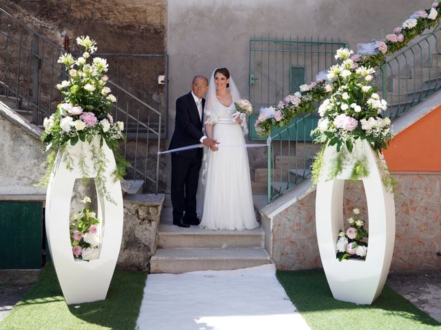 Il matrimonio di Daniele e Marilena a Camposano, Napoli 33