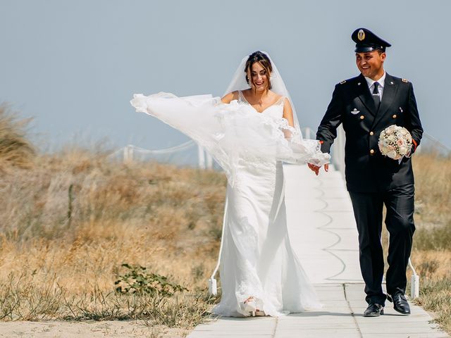 Il matrimonio di Vincenzo e Claudia a Campomarino, Campobasso 24