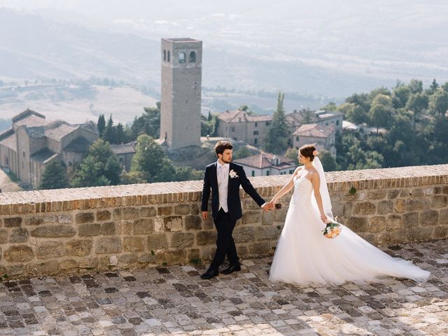 Il matrimonio di Marco e Maria a San Leo, Pesaro - Urbino 16