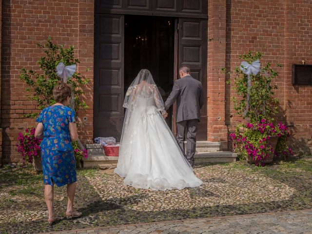 Il matrimonio di Erik e Nina a Maranzana, Asti 28