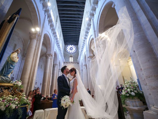 Il matrimonio di Maria e Gianni a Ruvo di Puglia, Bari 29