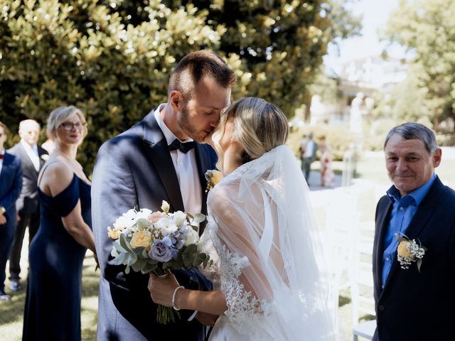 Il matrimonio di Matei e Georgiana a Verbania, Verbania 37