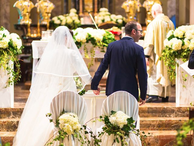 Il matrimonio di Davide e Giulia a Robecco sul Naviglio, Milano 32