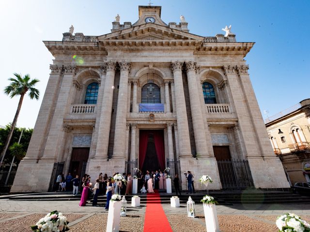 Il matrimonio di Marco e Yvonne a Riposto, Catania 24