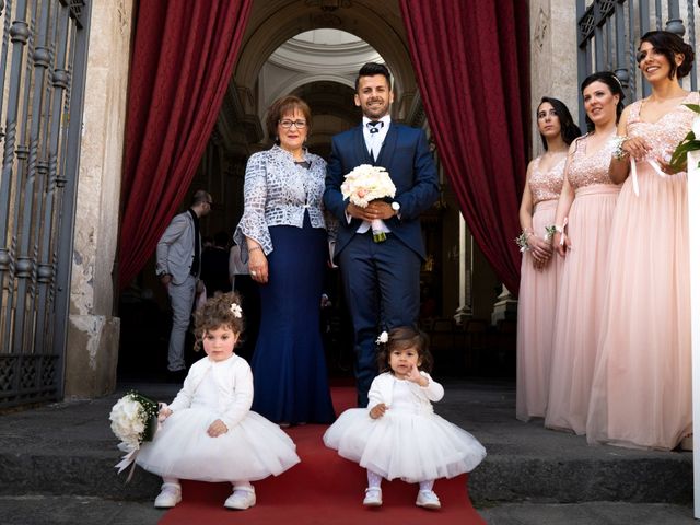 Il matrimonio di Marco e Yvonne a Riposto, Catania 45