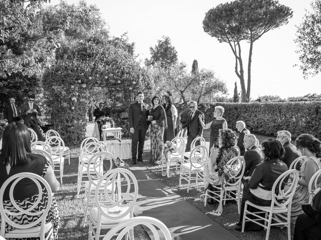 Il matrimonio di Nicole e Fabrizio a Sant&apos;Angelo Romano, Roma 41