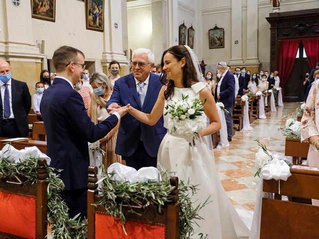 Il matrimonio di Stefano e Noemi a Albaredo d&apos;Adige, Verona 9