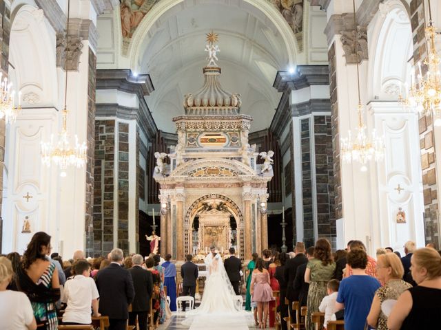 Il matrimonio di Raffaele e Carmen a Napoli, Napoli 30