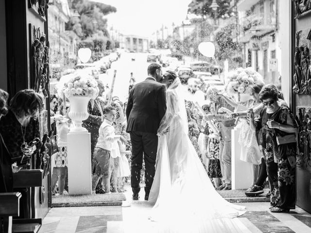 Il matrimonio di Raffaele e Carmen a Napoli, Napoli 37