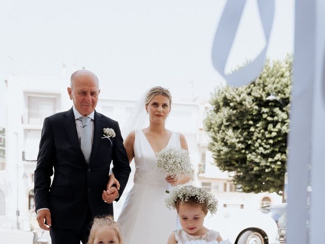 Il matrimonio di Enxhi e Mariano a Grassano, Matera 18