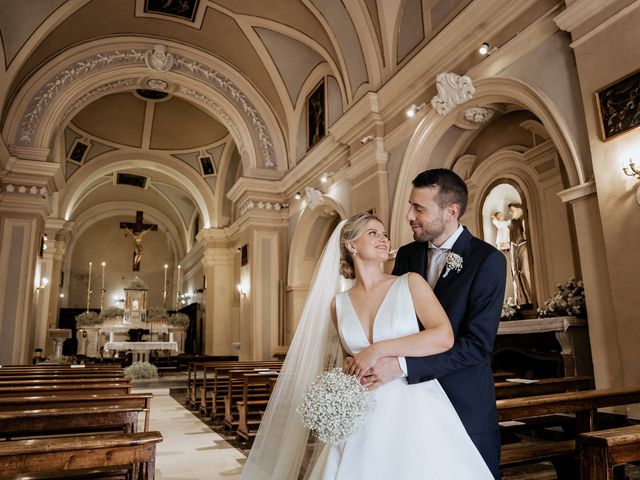 Il matrimonio di Enxhi e Mariano a Grassano, Matera 19