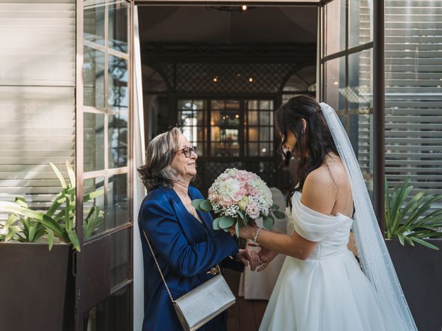 Il matrimonio di Rebekah e Marco a Napoli, Napoli 20