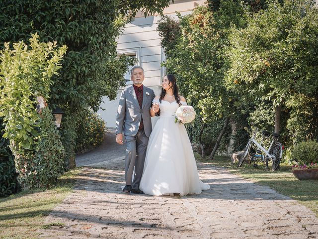 Il matrimonio di Rebekah e Marco a Napoli, Napoli 23