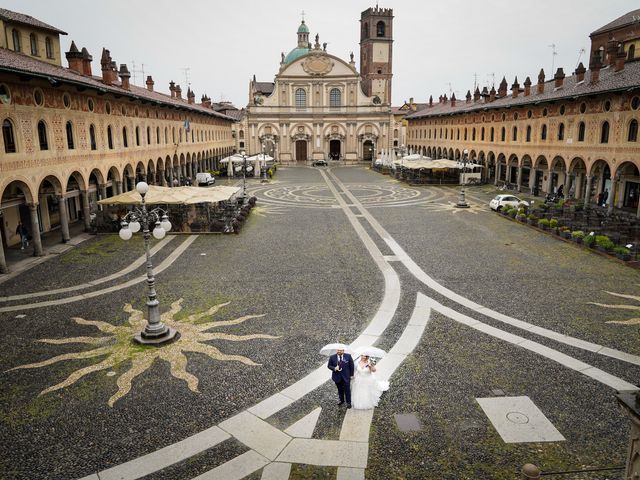Il matrimonio di Enzo e Cristina a Vigevano, Pavia 40