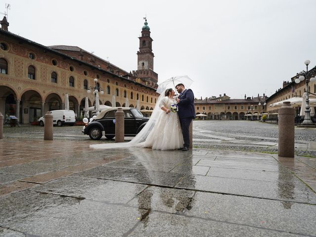 Il matrimonio di Enzo e Cristina a Vigevano, Pavia 48