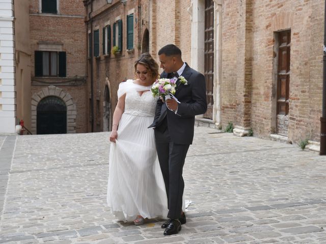Il matrimonio di Alessia e Yoan a Jesi, Ancona 17