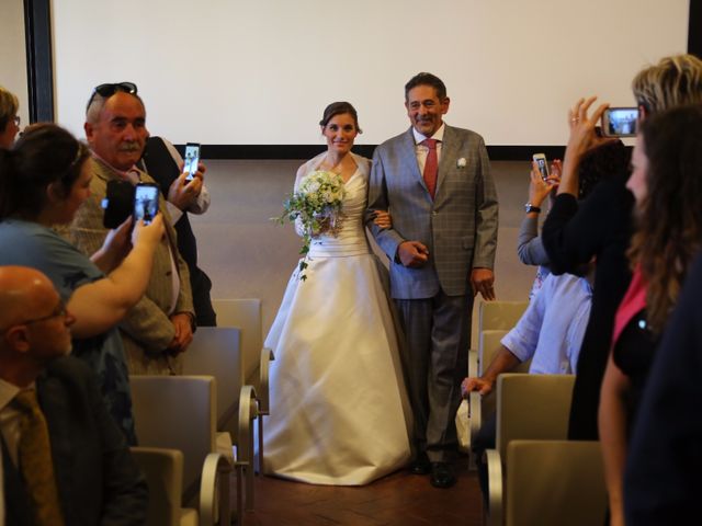 Il matrimonio di Elena e Lucio a San Giovanni Valdarno, Arezzo 18