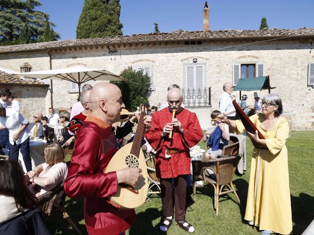 Il matrimonio di Elena e Lucio a San Giovanni Valdarno, Arezzo 44