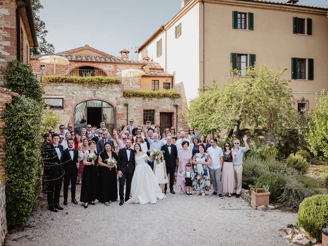 Il matrimonio di Ciaran e Bianca a Asciano, Siena 39