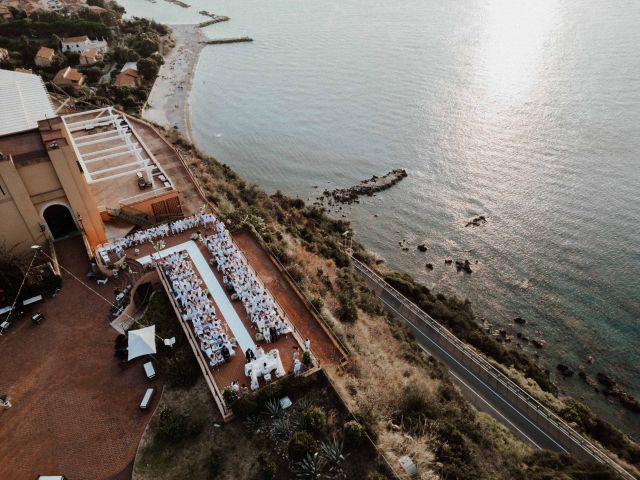 Il matrimonio di Wanderson e Bernadette a Villa San Giovanni, Reggio Calabria 19