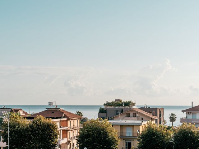 Il matrimonio di Paolo e Elisa a Porto San Giorgio, Fermo 2